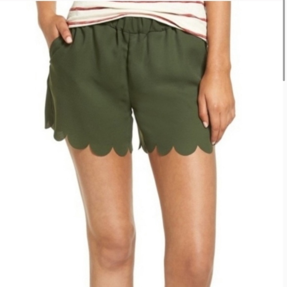 Madewell Olive Green Scallop Shorts